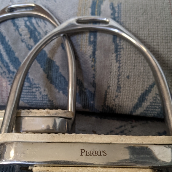 Perri's English Stainless steel stirrup irons - Picture 2 of 6